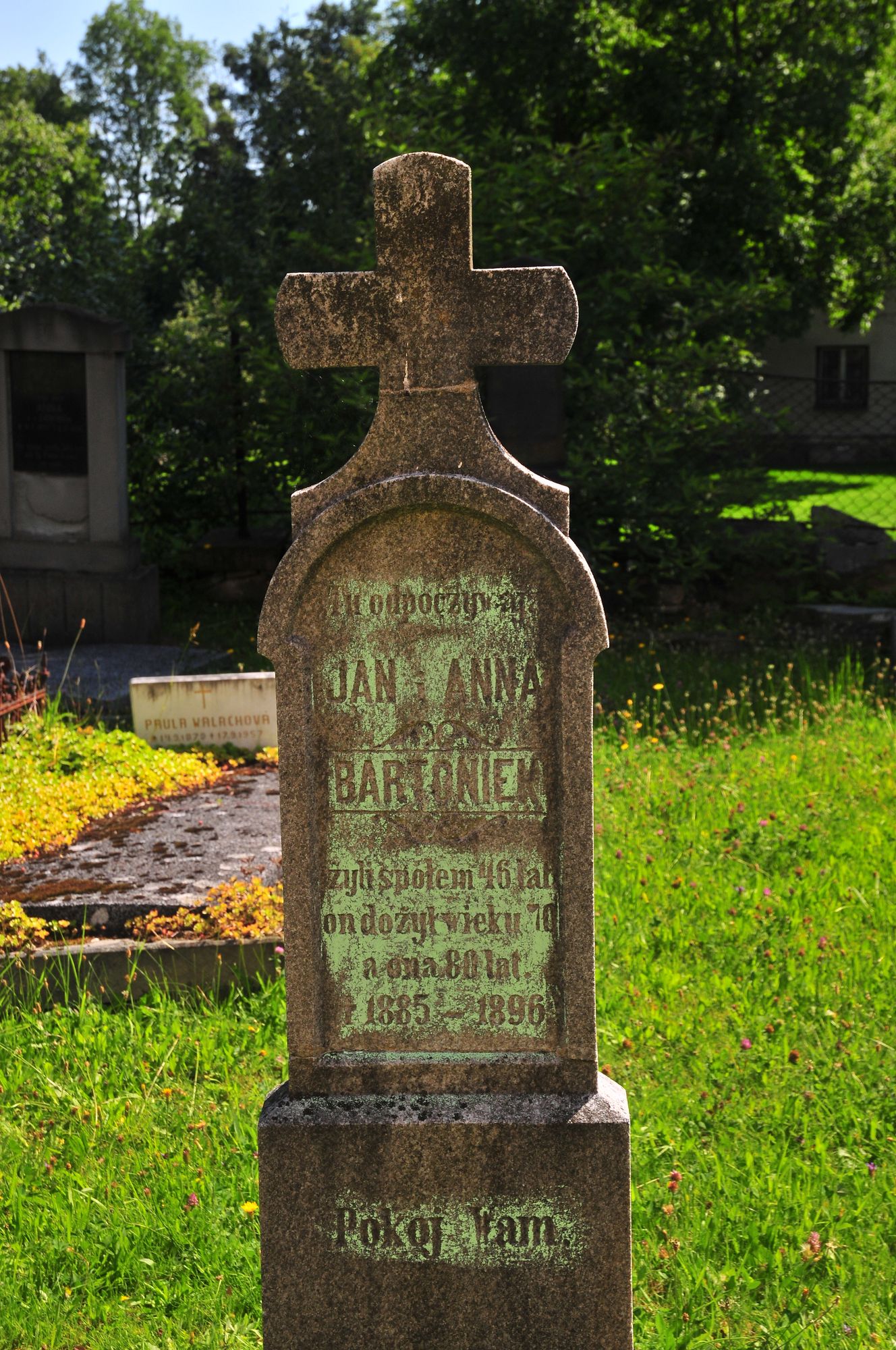 Tombstone of Anna and Jan Bartoniek, cemetery in Ligotka Kameralna, 2022