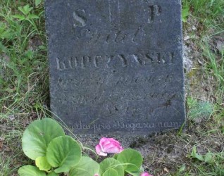 Nagrobek Witolda Korczyńskiego, cmentarz na Rossie w Wilnie, stan z 2013 r.