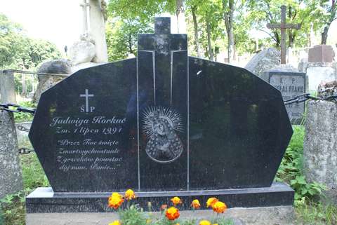 Tombstone of Jadwiga Korkuć, Ross cemetery in Vilnius, as of 2013.