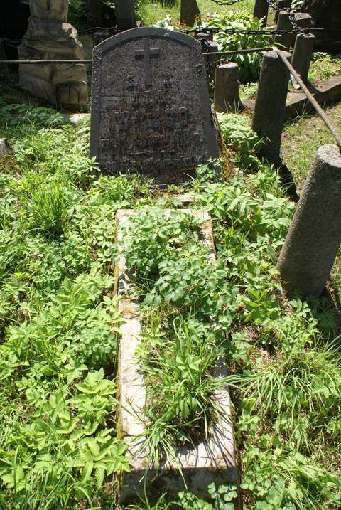 Tombstone of Jan Wyzgo, Ross Cemetery in Vilnius, as of 2013.