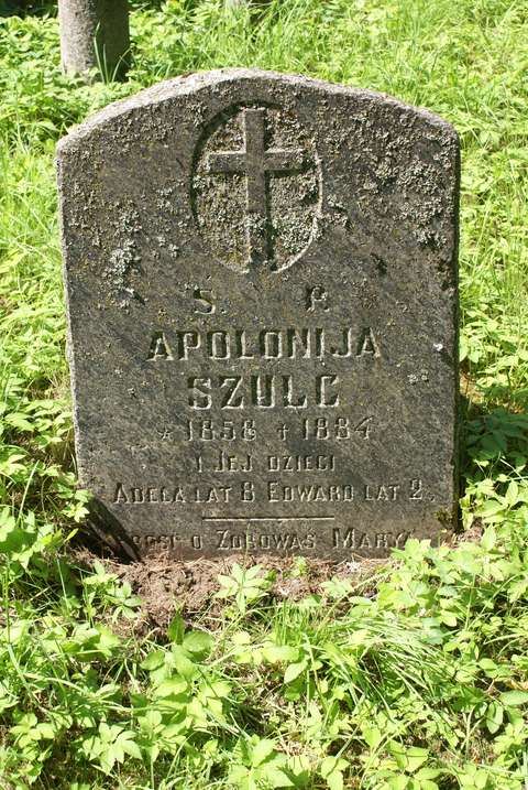 Tombstone of Adela, Apolonia, Edward Szulc, Ross cemetery in Vilnius, as of 2013.