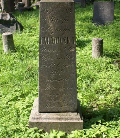 Nagrobek Marii Falkowskiej, cmentarz na Rossie w Wilnie, stan z 2013 r.