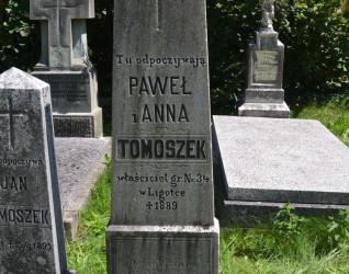 Nagrobek Anny i Pawła Tomoszków, cmentarz ewangelicki w Ligotce Kameralnej