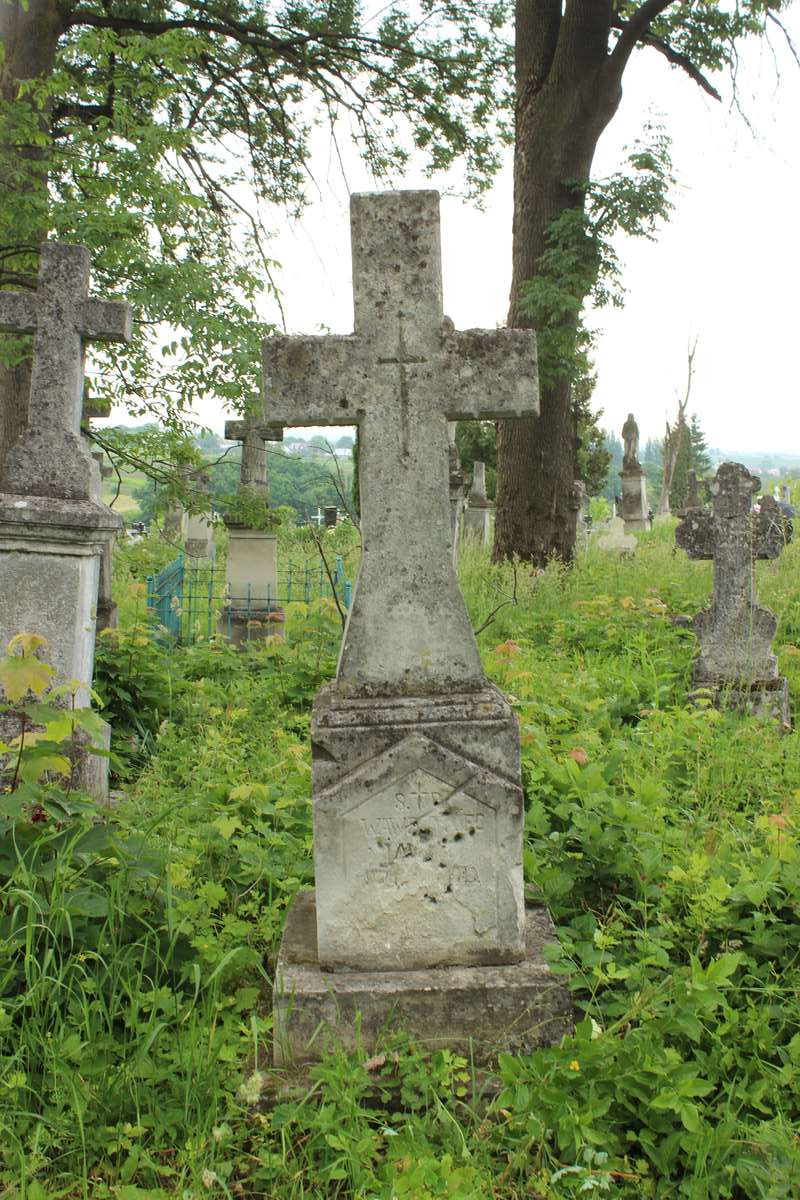 Tombstone of Lawrence N.N., Zbarazh cemetery, state of 2018