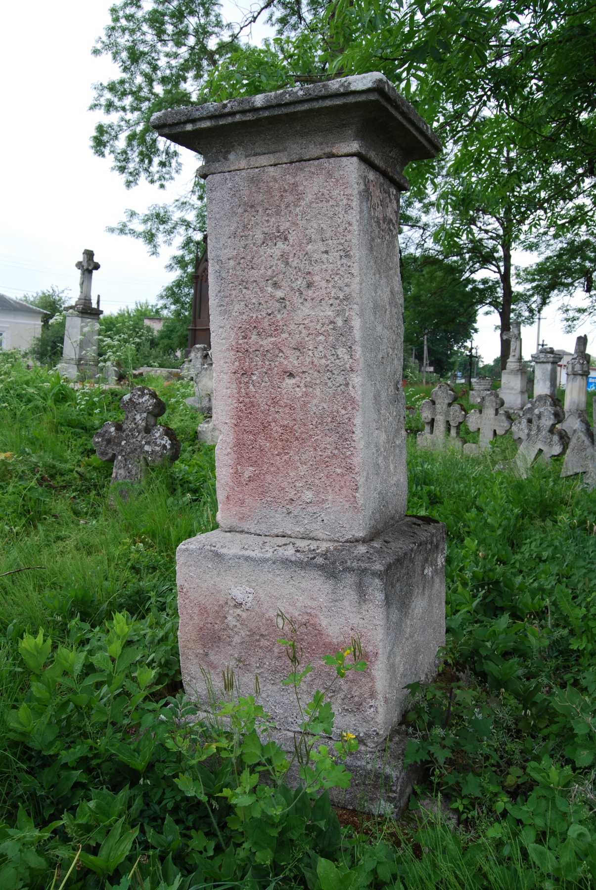 Nagrobek N.N. Danielewicz, cmentarz w Zbarażu, stan z 2018