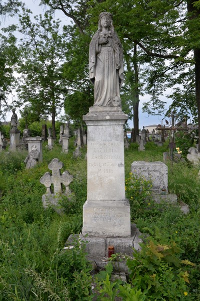 Tombstone of Rozalia Zahurujko, Zbarazh cemetery, state 2018