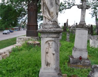 Nagrobek Mikołaja Panczuka, cmentarz w Zbarażu, stan z 2018