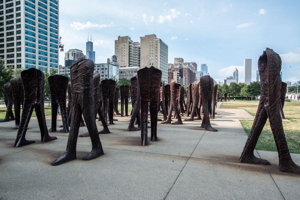 Photo showing Magdalena Abakanowicz\'s sculpture \'Agora\' in Grant Park, Chicago