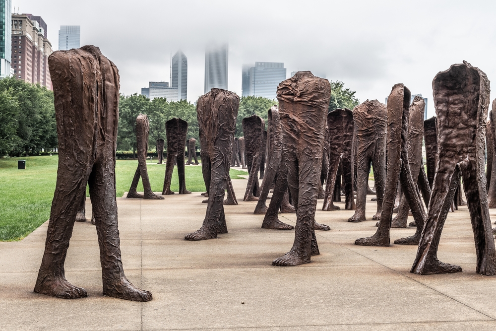Photo showing Magdalena Abakanowicz\'s sculpture \'Agora\' in Grant Park, Chicago