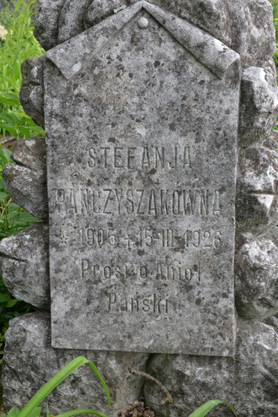 Inscription of the gravestone of Stefania Panczyszak, Zbarazh cemetery, as of 2018