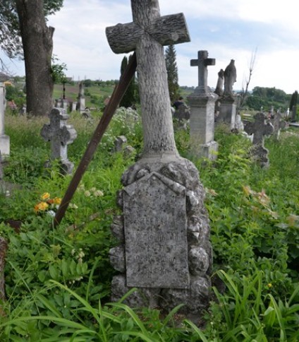Nagrobek Stefanii Panczyszak, cmentarz w Zbarażu, stan z 2018