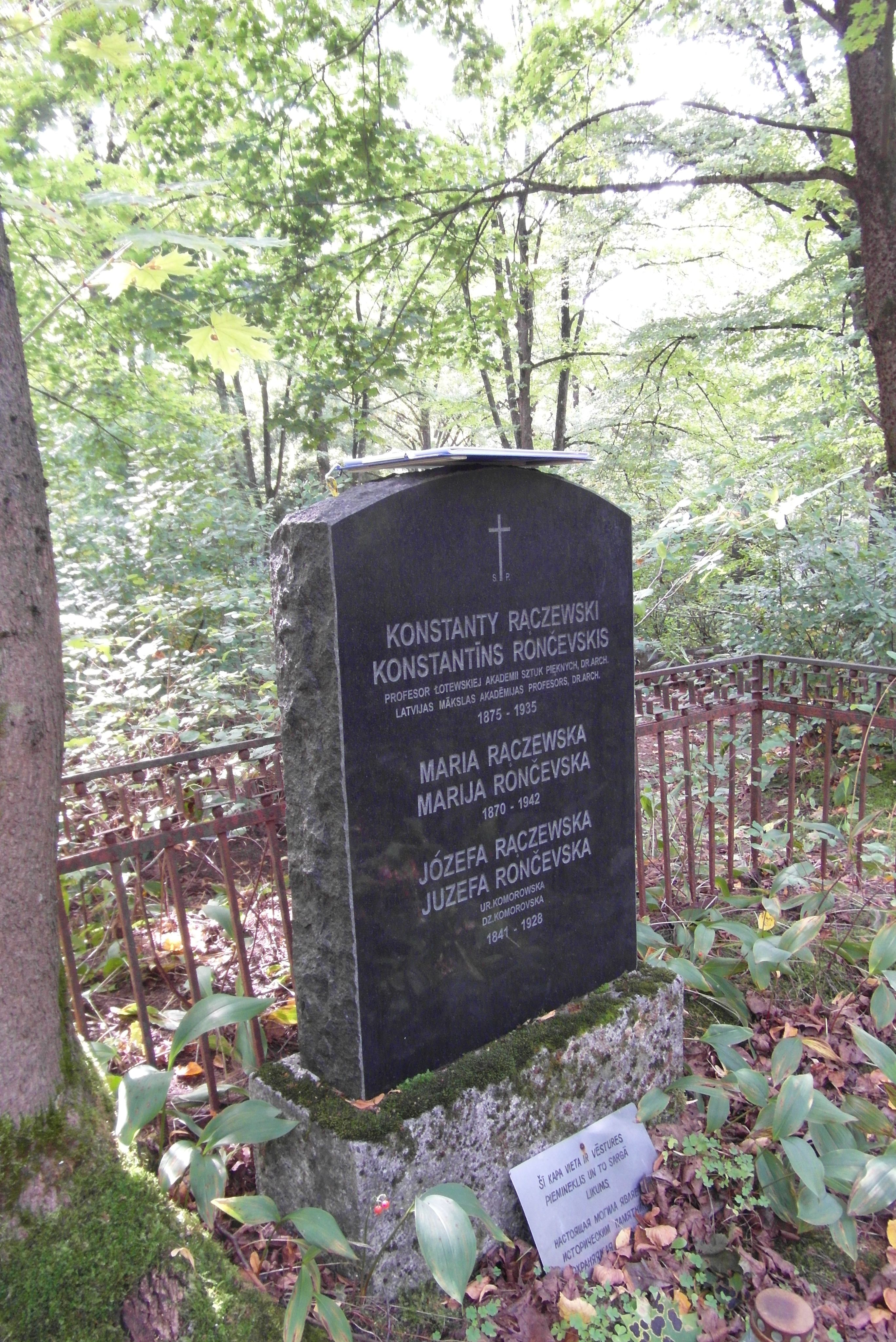 Tombstone of the Rączewski family, St Michael's cemetery in Riga, as of 2021.