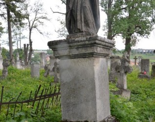 Nagrobek N.N., cmentarz w Zbarażu, stan z 2018