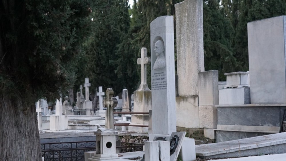 Tomb of Sigismund Mineyka, First Municipal Cemetery, Athens, Greece