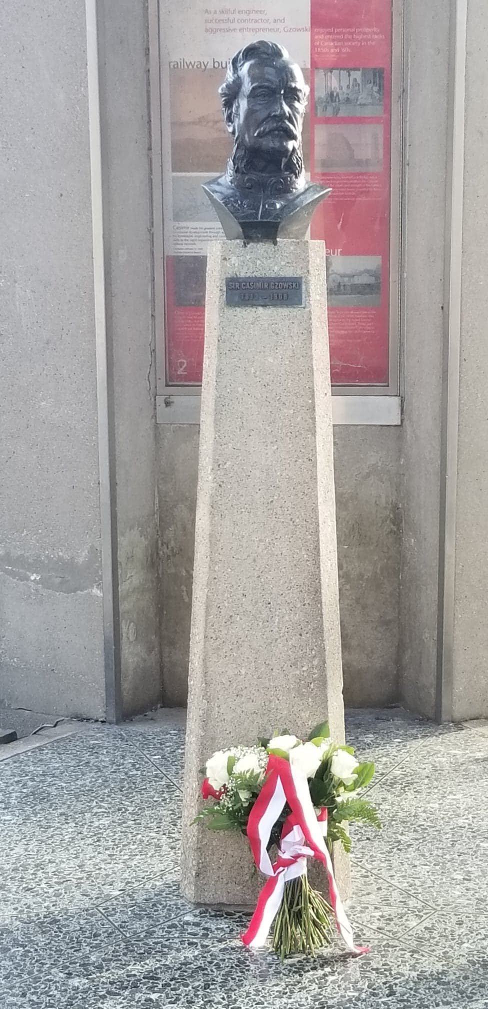 Popiersie Kazimierza Gzowskiego, brąz, fragment pomnika Gzowskiego w Toronto