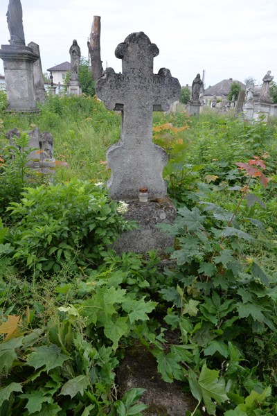 Tombstone of Maria Shtokail, Zbarazh cemetery, state of 2018