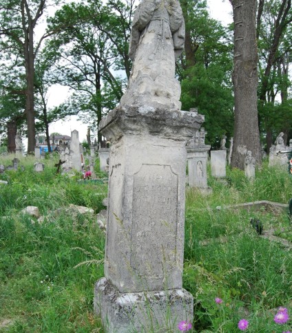 Nagrobek Jana i Katarzyny Dąbków, cmentarz w Zbarażu, stan z 2018