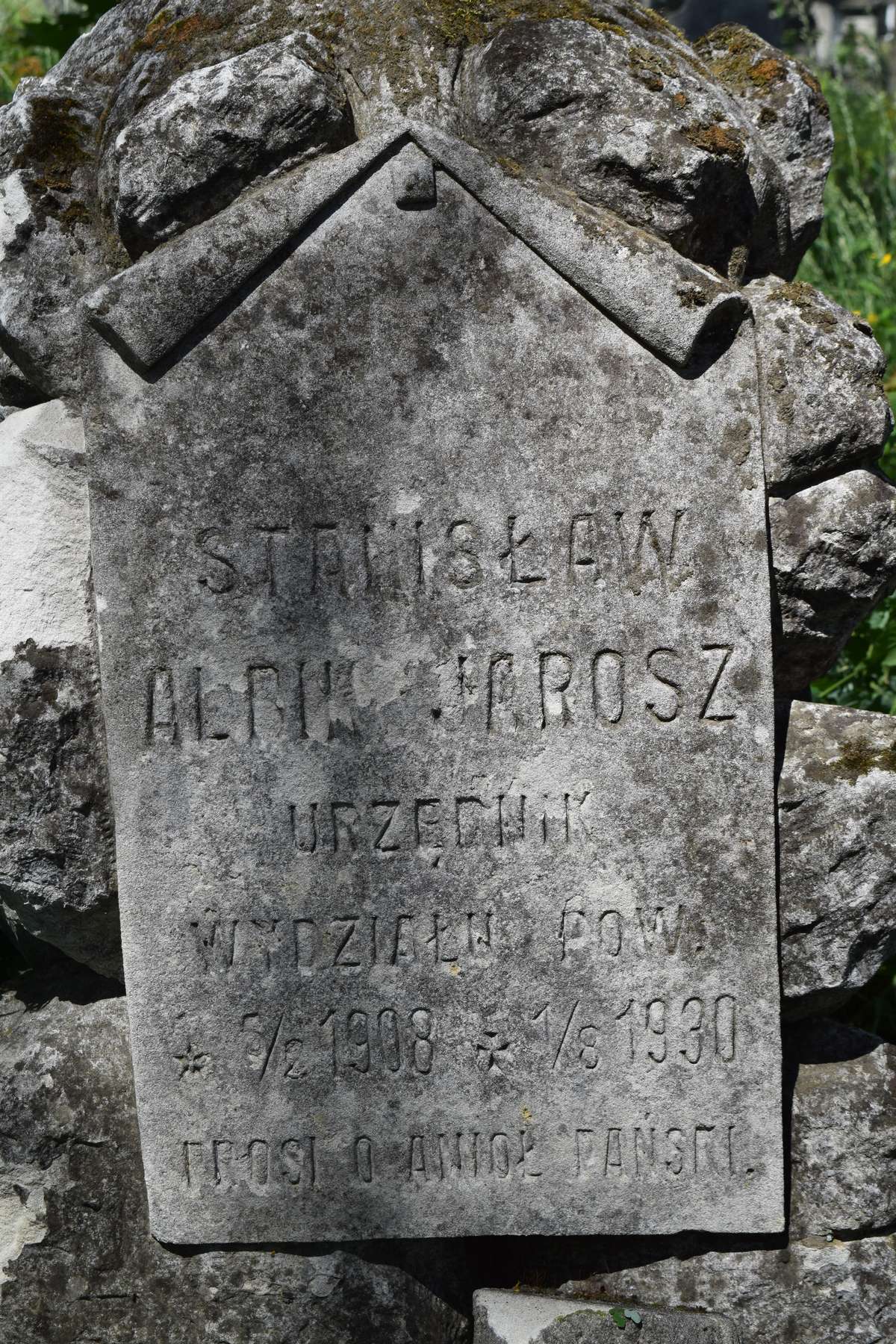 Fragment nagrobka Stanisława Jarosza, cmentarz w Zbarażu, stan z 2018