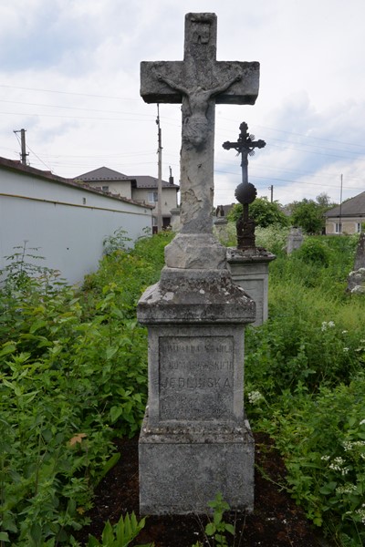 Tombstone of Romualda Jedlinska, Zbarazh cemetery, state of 2018