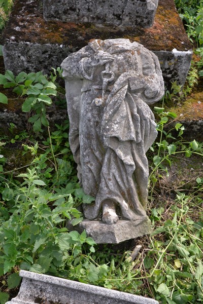 Fragment of the tombstone of Antonina Smagłowska, Zbarazh cemetery, as of 2018
