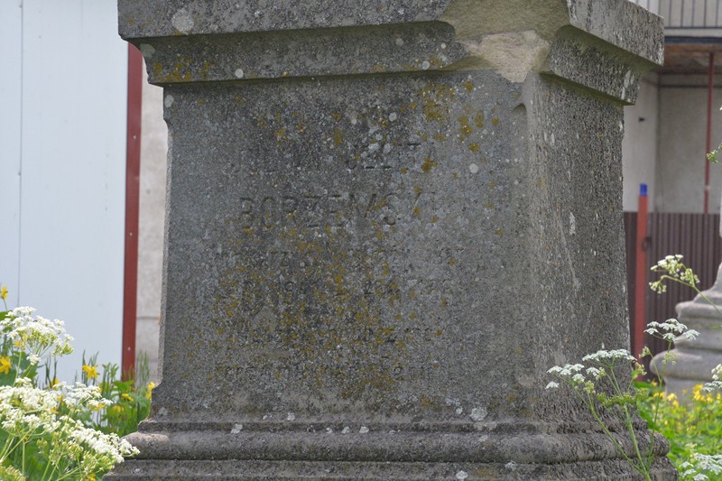 Inscription of Julian Borzemski's gravestone, Zbarazh cemetery, as of 2018