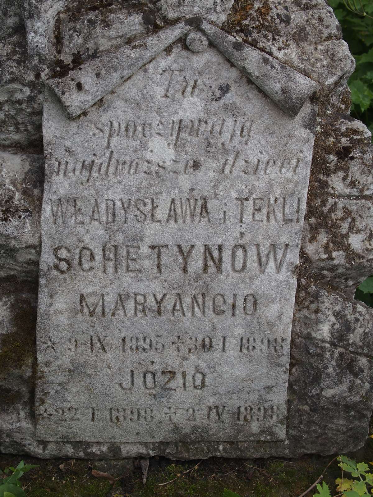 Tombstone of Marian and Józef Schetyn, Zbarazh cemetery, as of 2018.