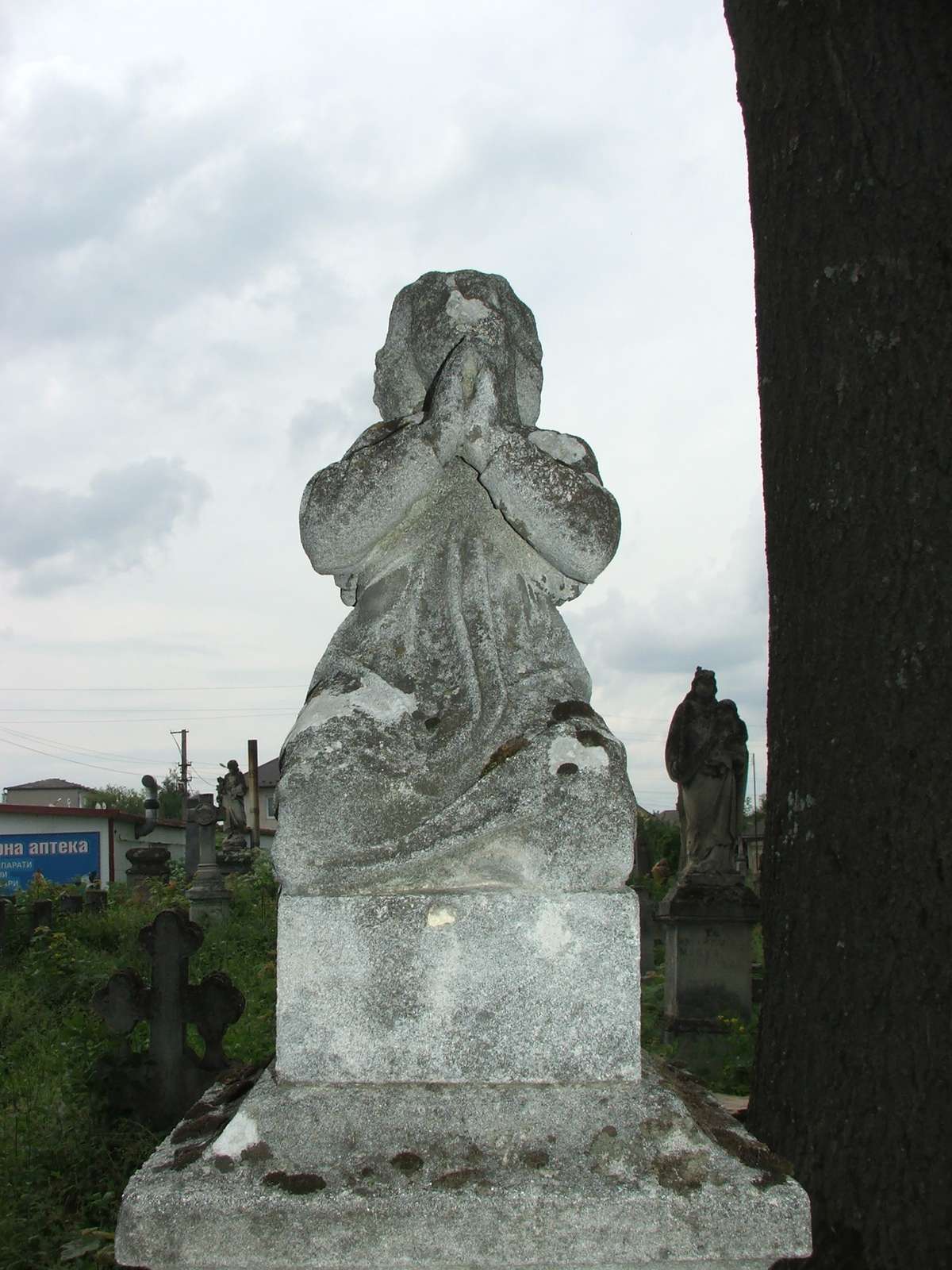 Tombstone of Adam Juzwa, Zbarazh cemetery, as of 2018