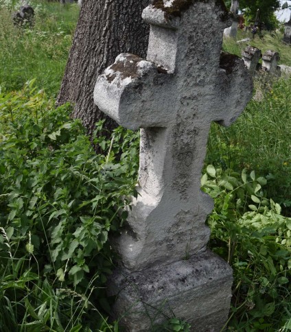 Nagrobek Macieja N.N., cmentarz w Zbarażu, stan z 2018