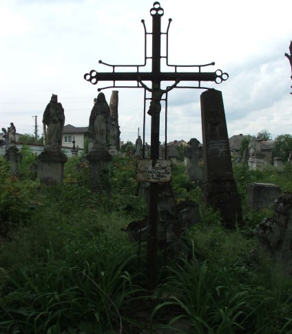 Nagrobek Piotra i Władysława Dworzańskich, cmentarz w Zbarażu, stan z 2018