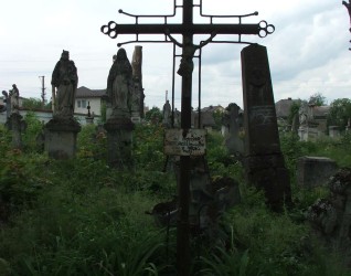 Nagrobek Piotra i Władysława Dworzańskich, cmentarz w Zbarażu, stan z 2018