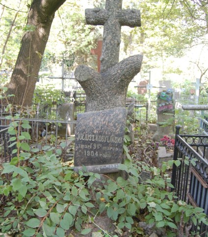 Nagrobek Juliusza Kobylińskiego