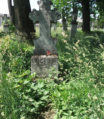 Nagrobek Kazimierza Tracza, cmentarz w Zbarażu, stan z 2018