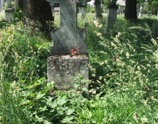 Nagrobek Kazimierza Tracza, cmentarz w Zbarażu, stan z 2018