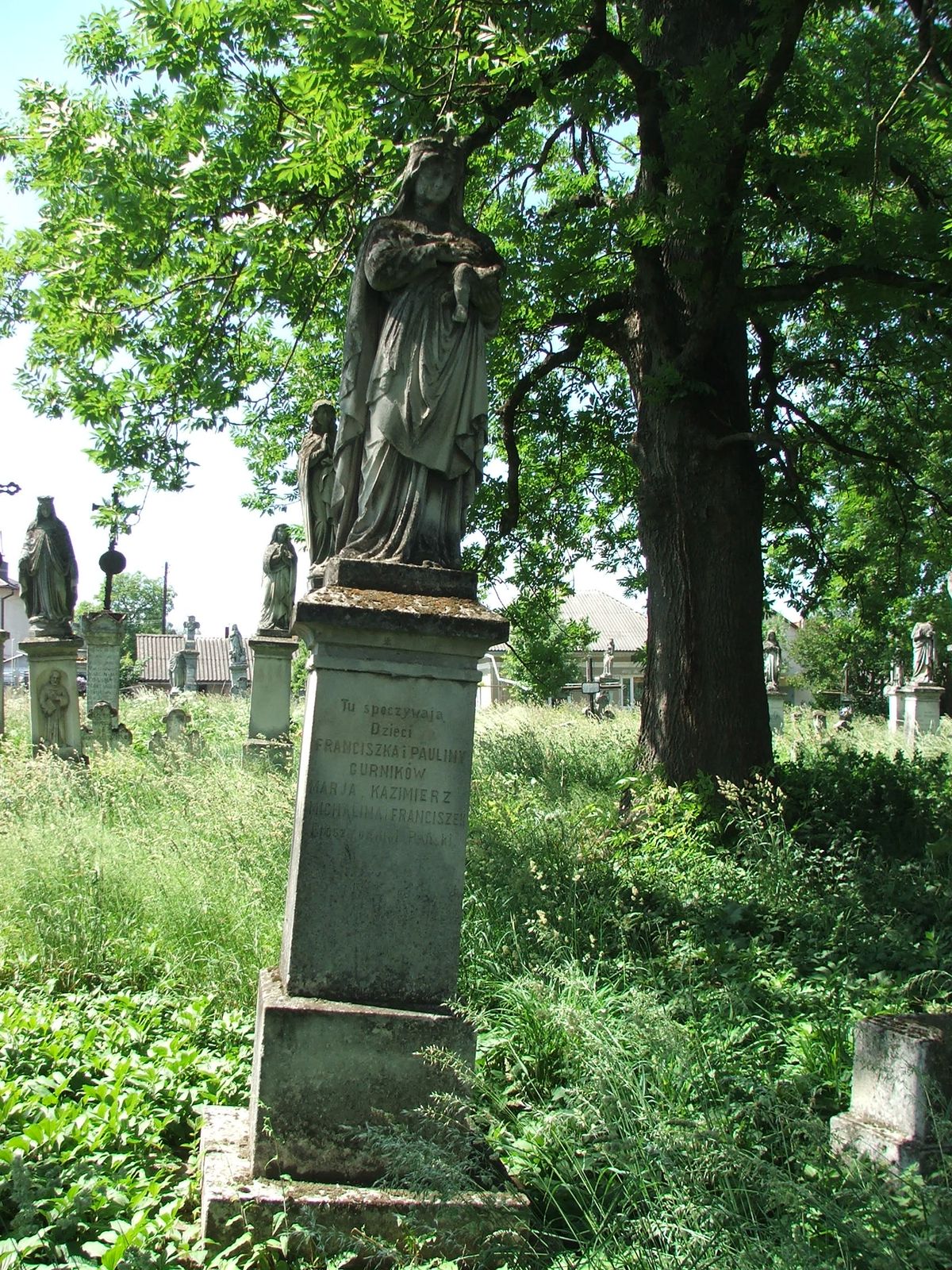 Nagrobek rodziny Curnik, cmentarz w Zbarażu, stan z 2018