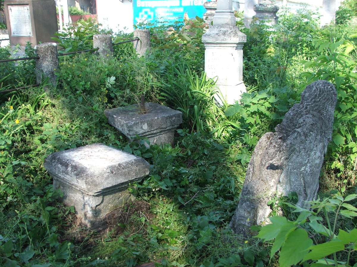 Tombstone of N.N., Zbarazh cemetery, state of 2018