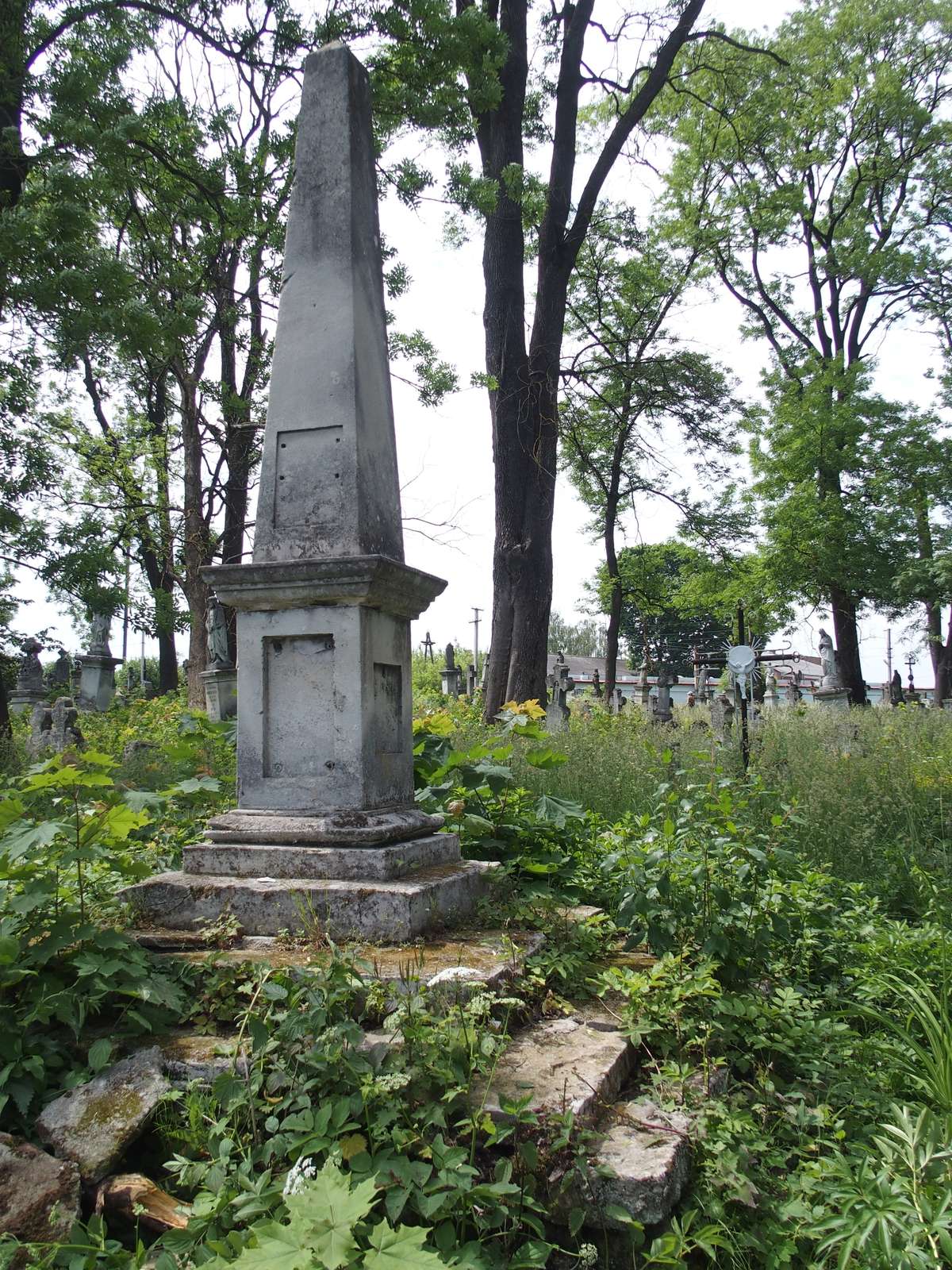 Tombstone of N.N., Zbarazh cemetery, as of 2018.