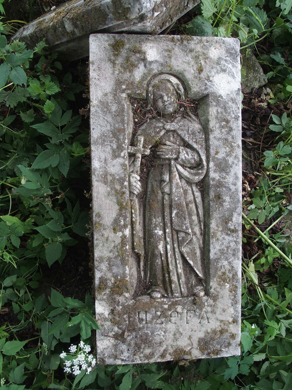 Nagrobek Józefy Chmilowskiej, cmentarz w Zbarażu, stan z 2018 r.