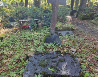 Nagrobek Kazimierza Wiezyna