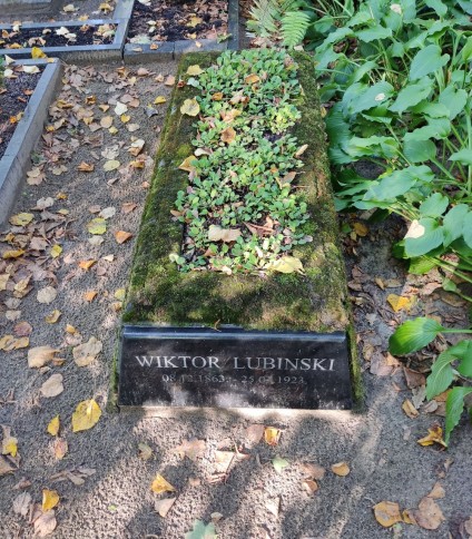 Nagrobek Wiktora Lubińskiego