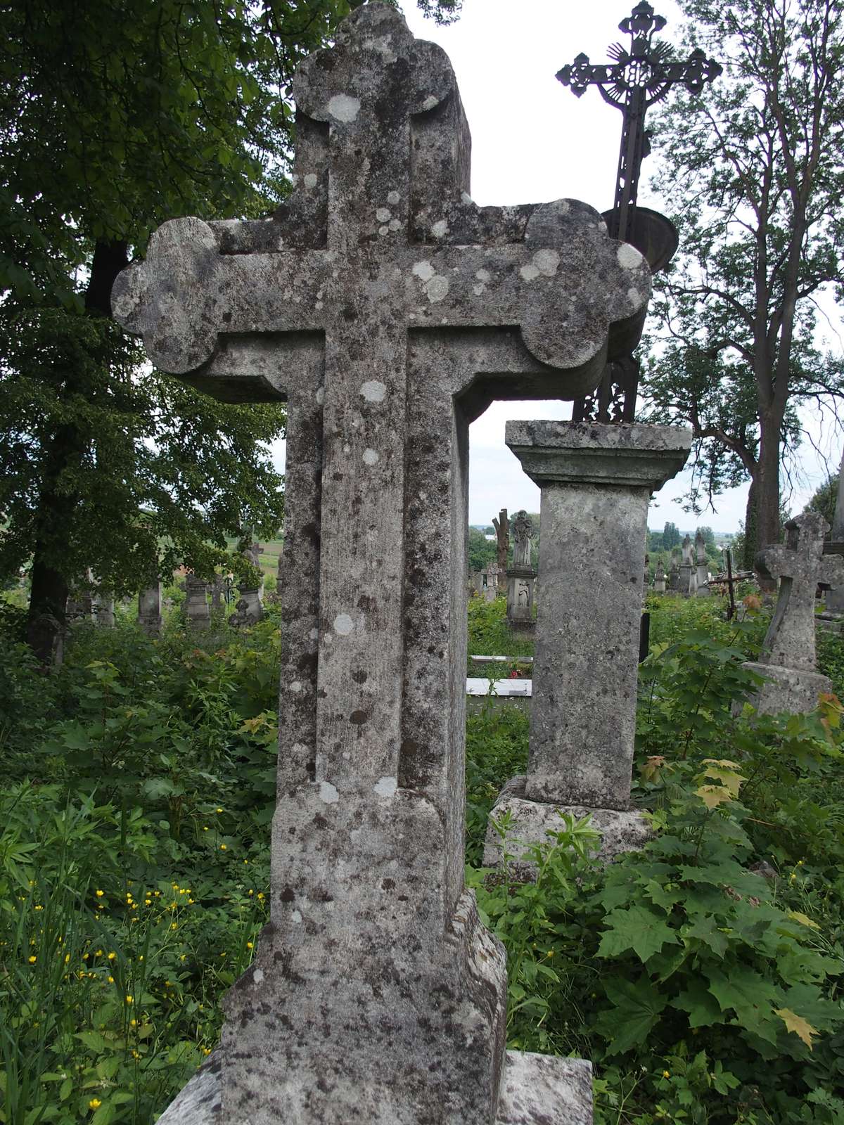 Tombstone of Lucja Towarnicka, Zbarazh cemetery, as of 2018.