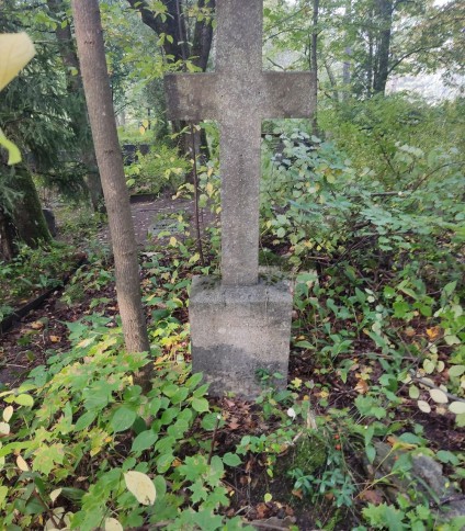 Nagrobek Józefiny Pirtins