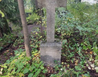 Nagrobek Józefiny Pirtins