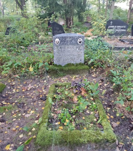 Nagrobek rodziny Andruszkiewiczów