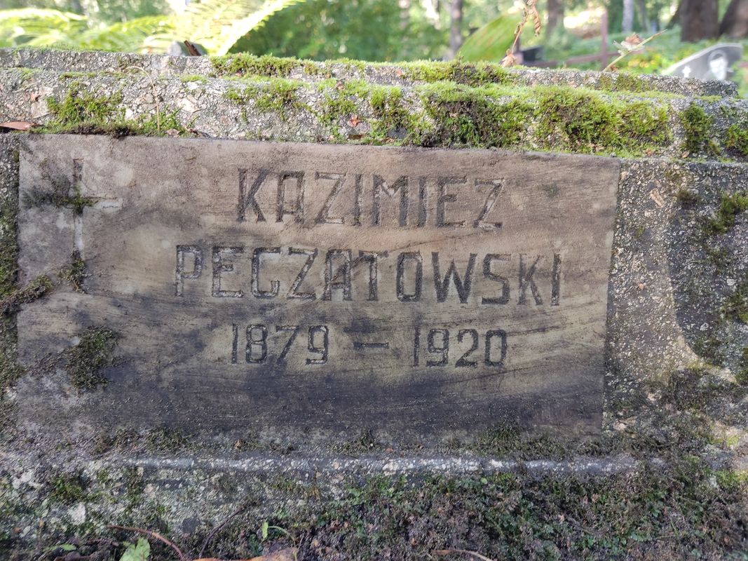 Tombstone of Kazimierz Peczatowski