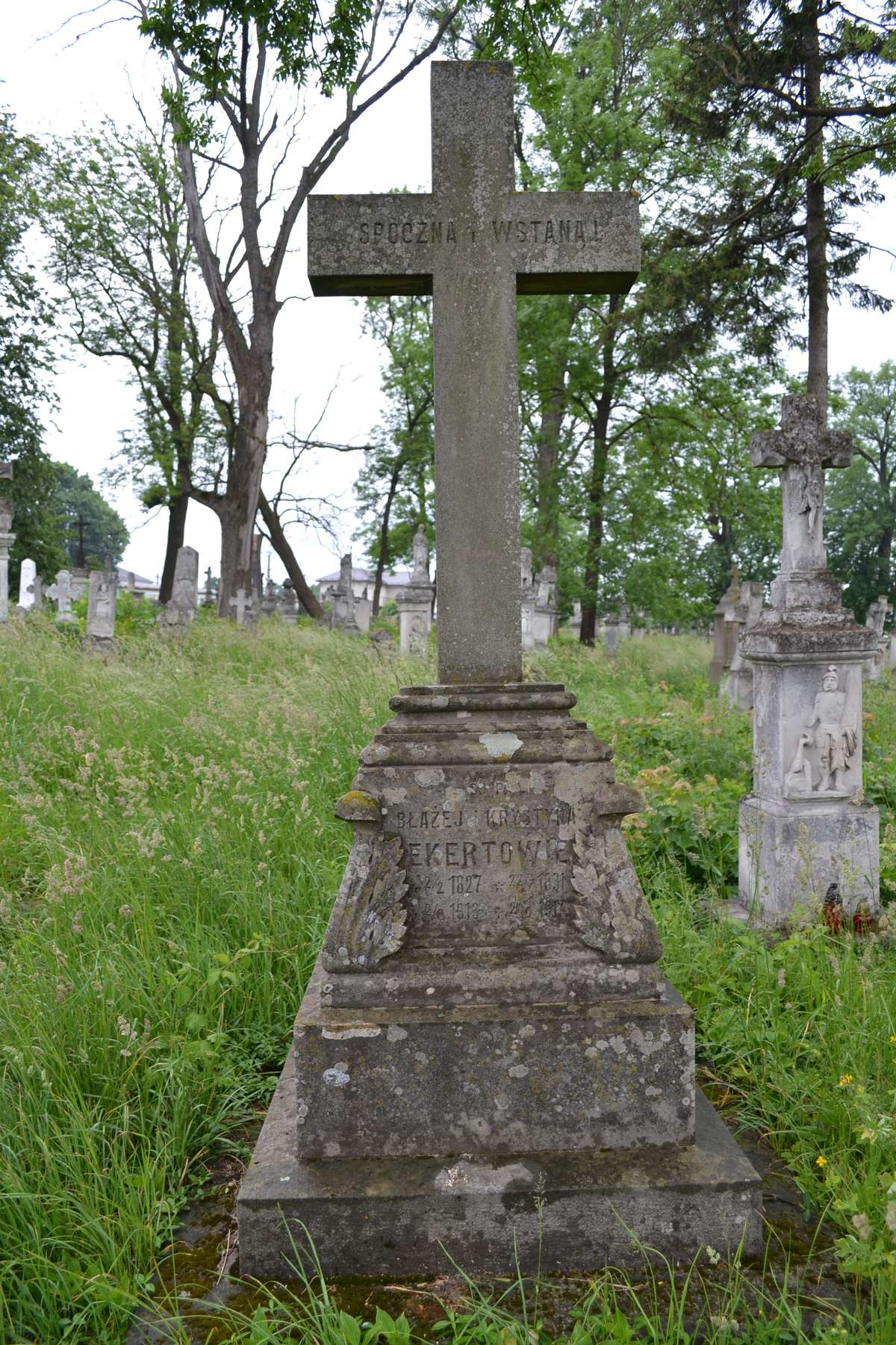 Tombstone of Blazej and Krystyna Ekert, Zbarazh cemetery, state of 2018