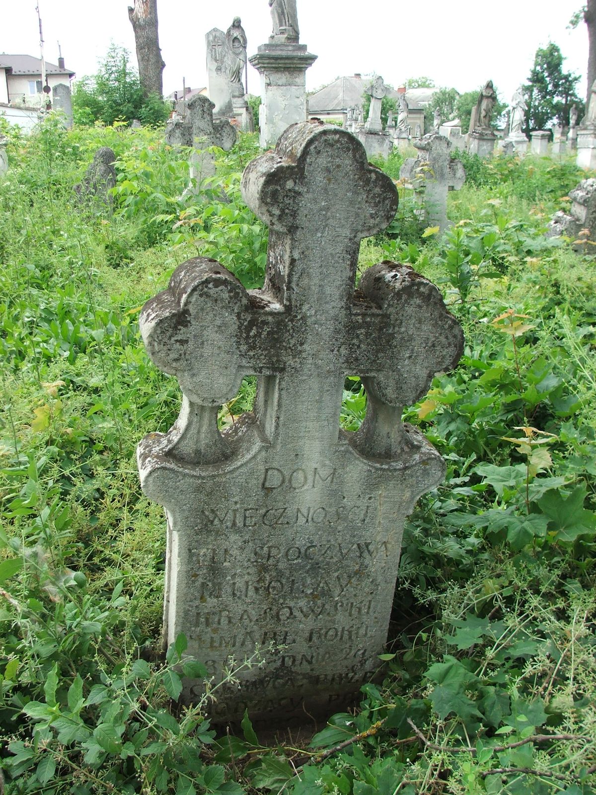 Nagrobek Mikołaja Krasowskiego, cmentarz w Zbarażu, stan z 2018