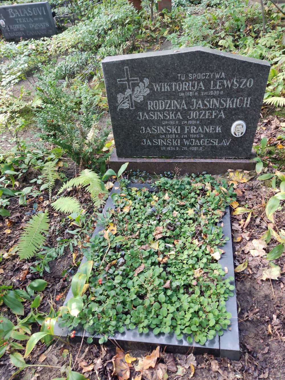 Tombstone of the Jasiński family