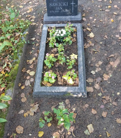 Nagrobek Jana Sawickiego