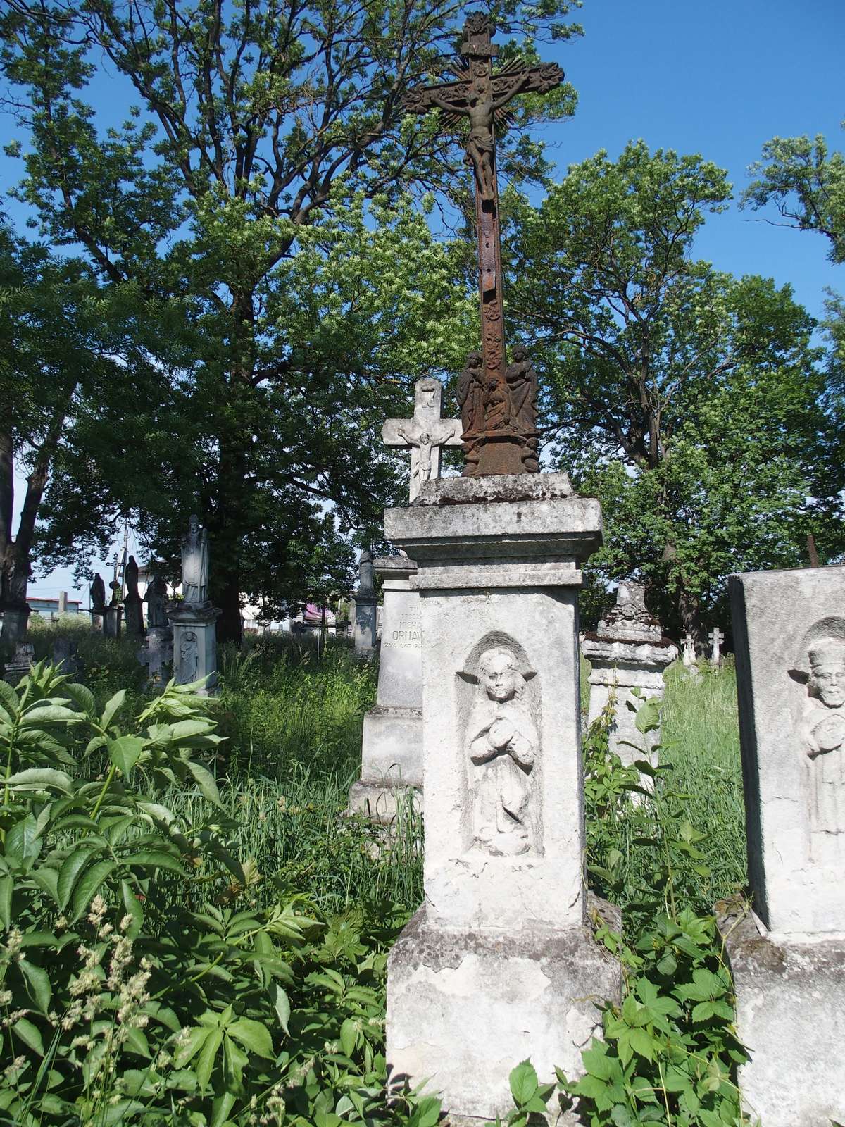 The tombstone of Maria N.N., Zbarazh cemetery, as of 2018.