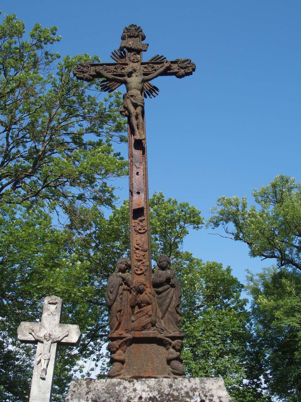 The tombstone of Maria N.N., Zbarazh cemetery, as of 2018.